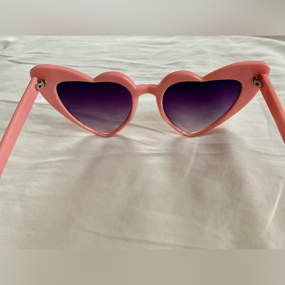 Pink Heart Shaped Retro Sunglasses - Picture 3 of 4
